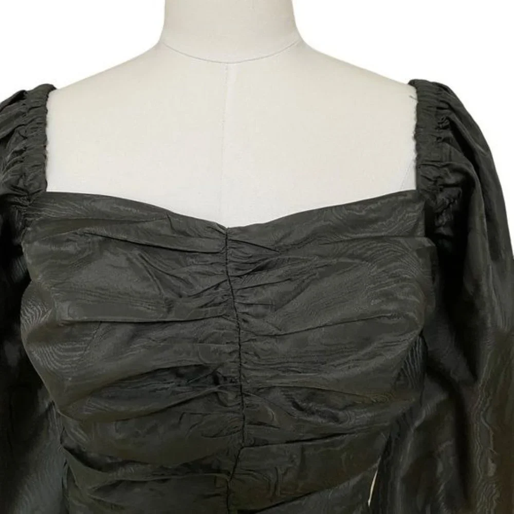 J. Crew Ruched Puff Sleeve Cropped Top in Black Size 10 NWT